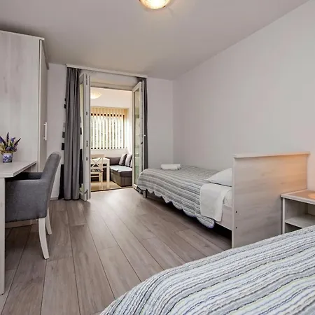 Pino Guest house