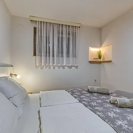 Pino Guest house