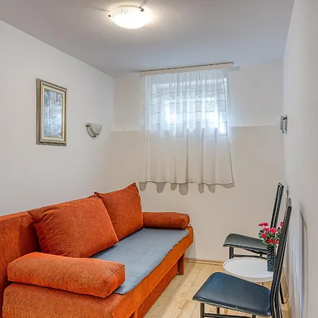 Pino Guest house