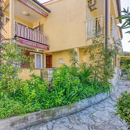 Pino Guest house 3*