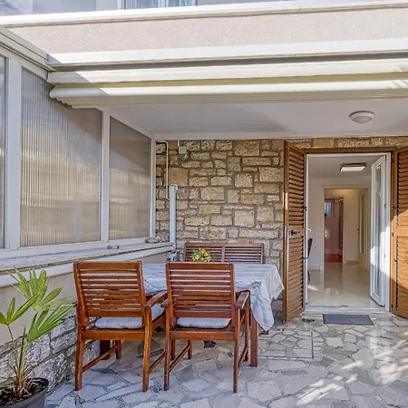 בית הארחה Pino רוביני