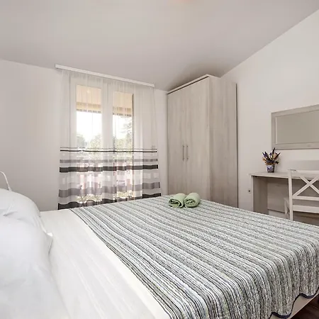 בית הארחה Pino רוביני